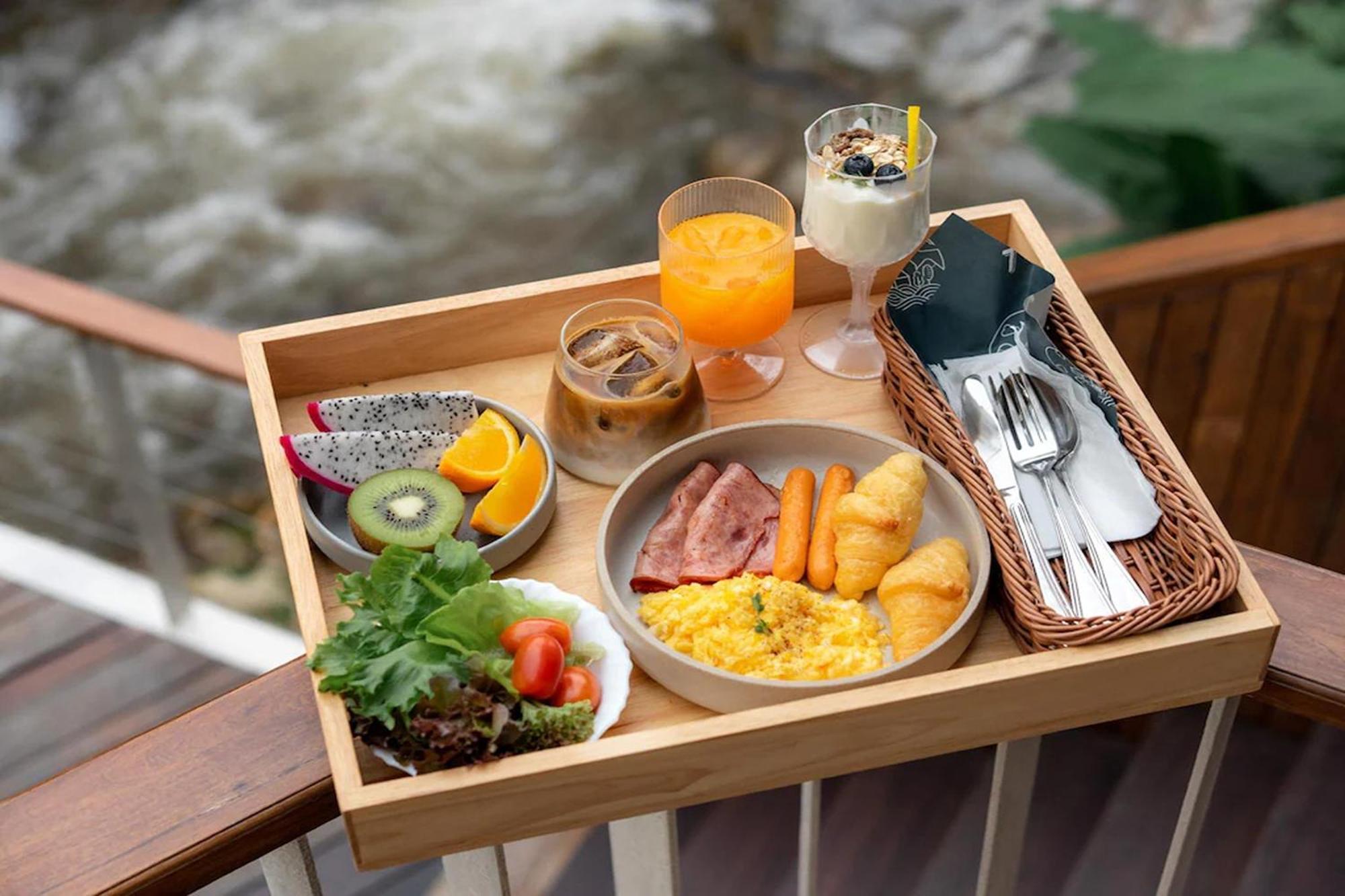 Taryn Tara Cafe And Stay Chiang Mai Eksteriør bilde